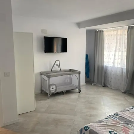 Del Mar Three Bed Flat. Apartment