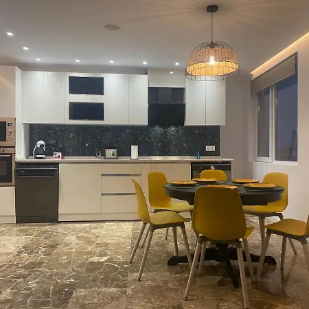 Apartment Del Mar Three Bed Flat.